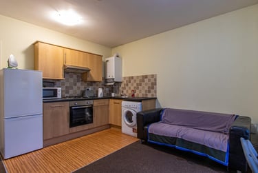 2 bed house, Richmond Road, Plasnewydd, Cardiff, CF243BX - Image 1